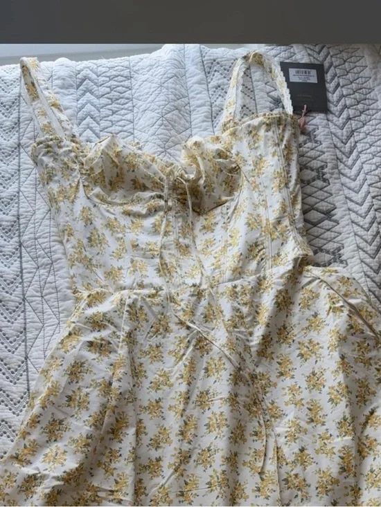 House of CB Blush Pink Branded Packaging - Picture 5 of 8